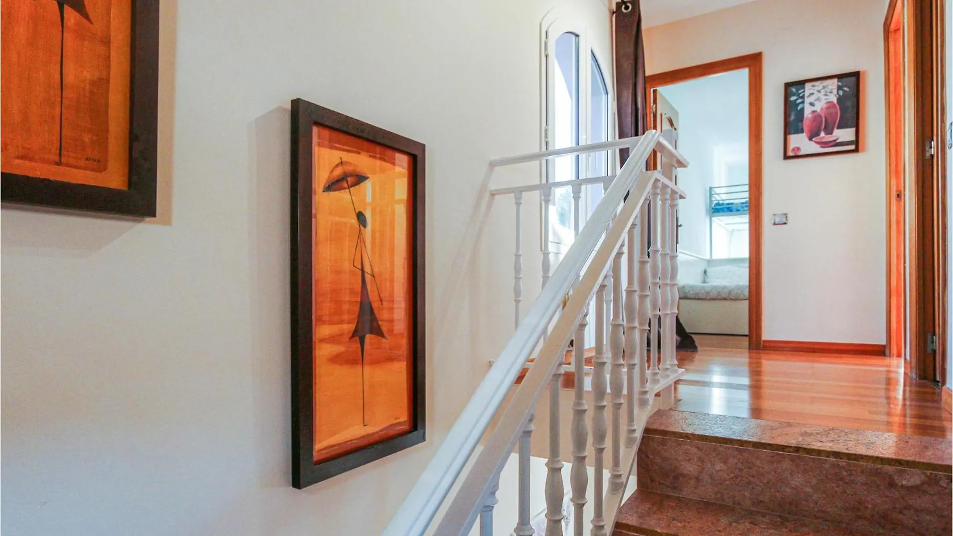 4 Bedroom Pet Friendly Home In Santa Susanna 0*,